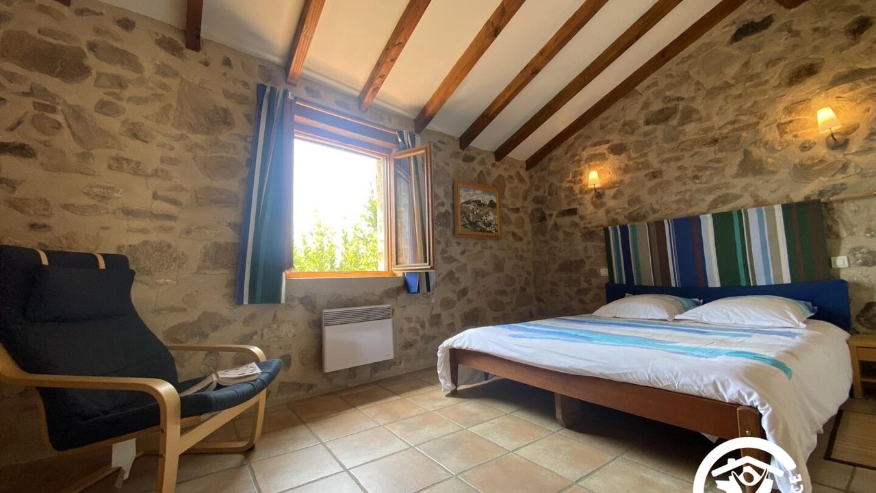 Photo of Bedroom in Saint-Laurent-de-Cerdans