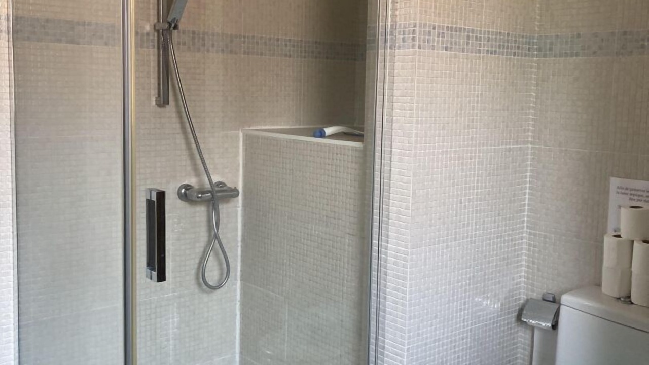 Photo of Bathroom in Saint-Laurent-de-Cerdans