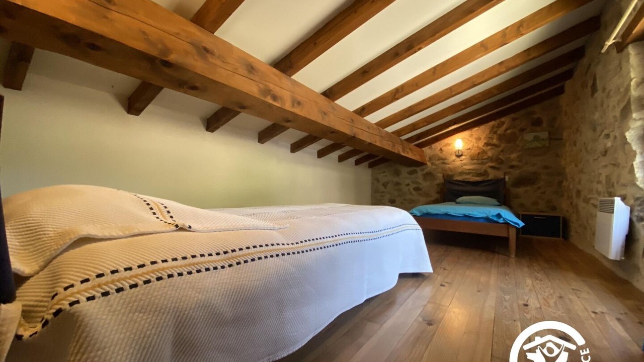 Photo of Bedroom in Saint-Laurent-de-Cerdans
