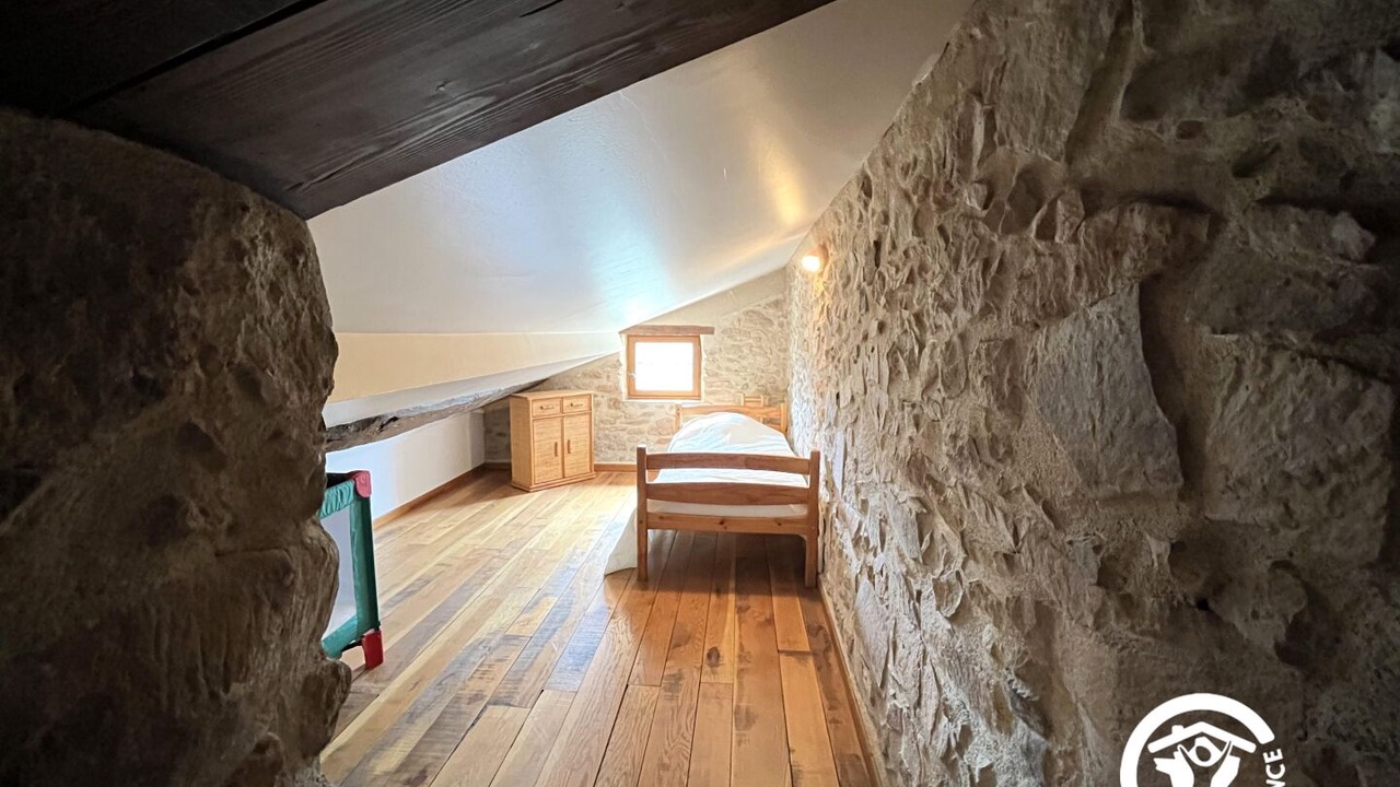 Photo of Bedroom in Saint-Laurent-de-Cerdans