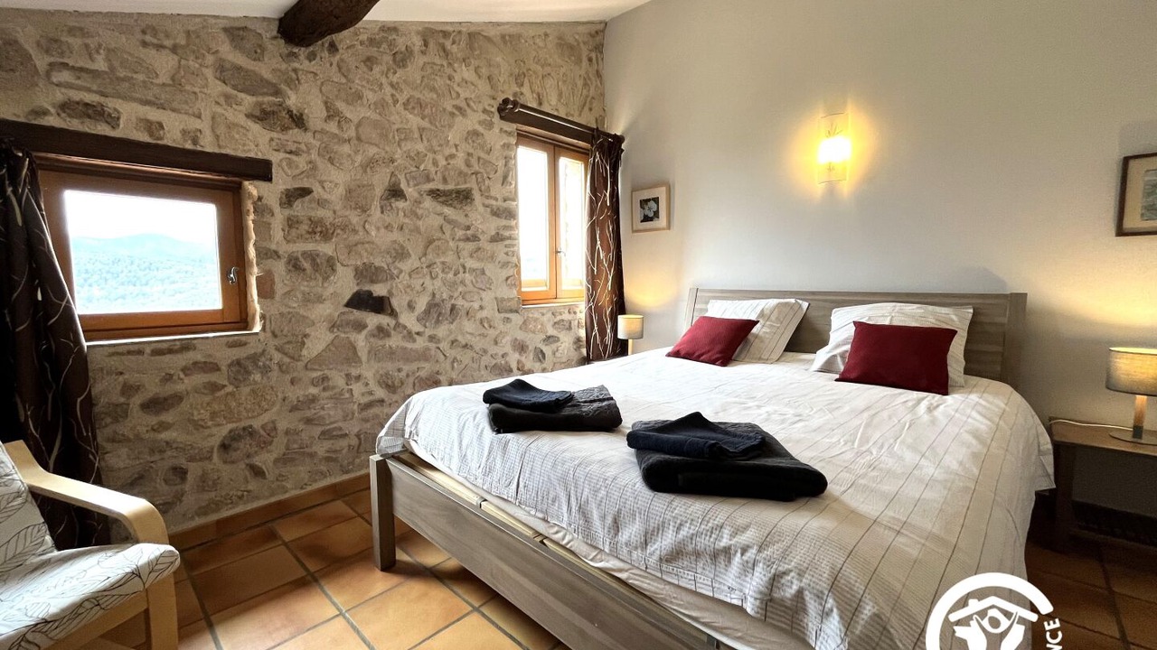 Photo of Bedroom in Saint-Laurent-de-Cerdans