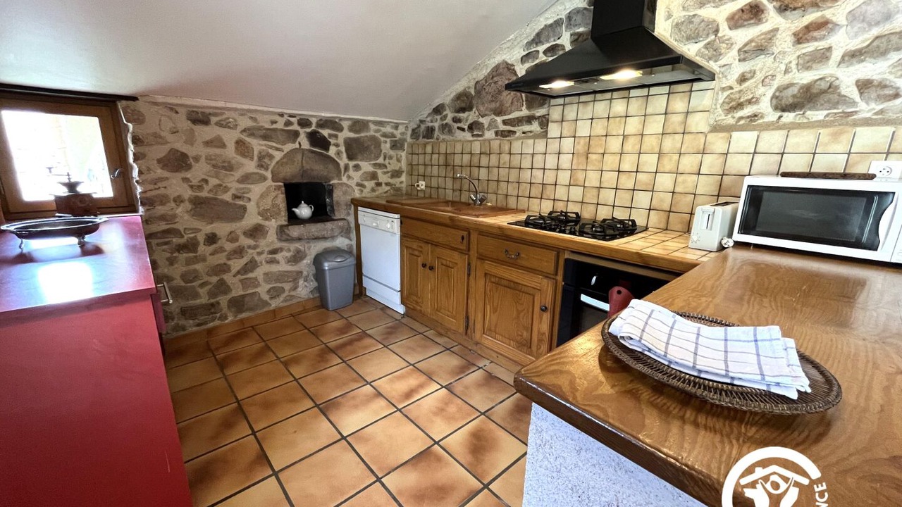 Photo of Kitchen in Saint-Laurent-de-Cerdans
