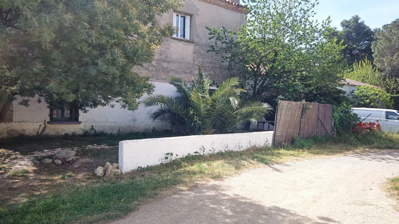 Photo of Outdoor in Saint-Genis