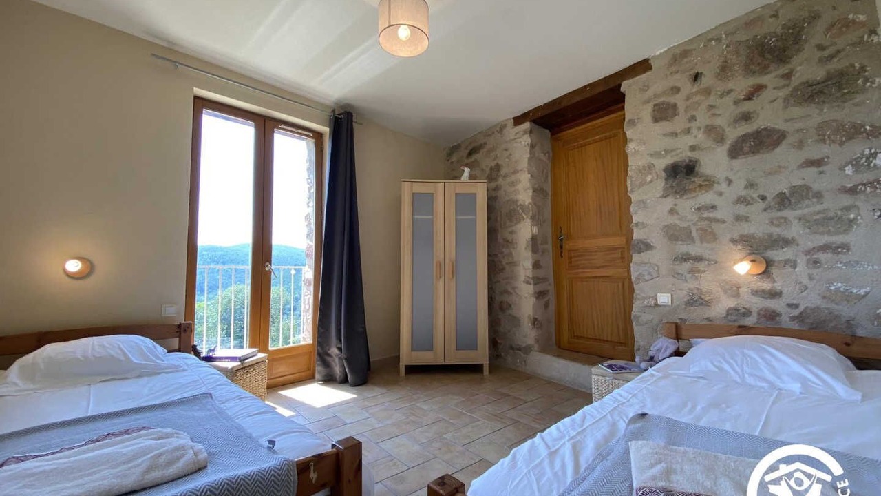 Photo of Bedroom in Saint-Laurent-de-Cerdans