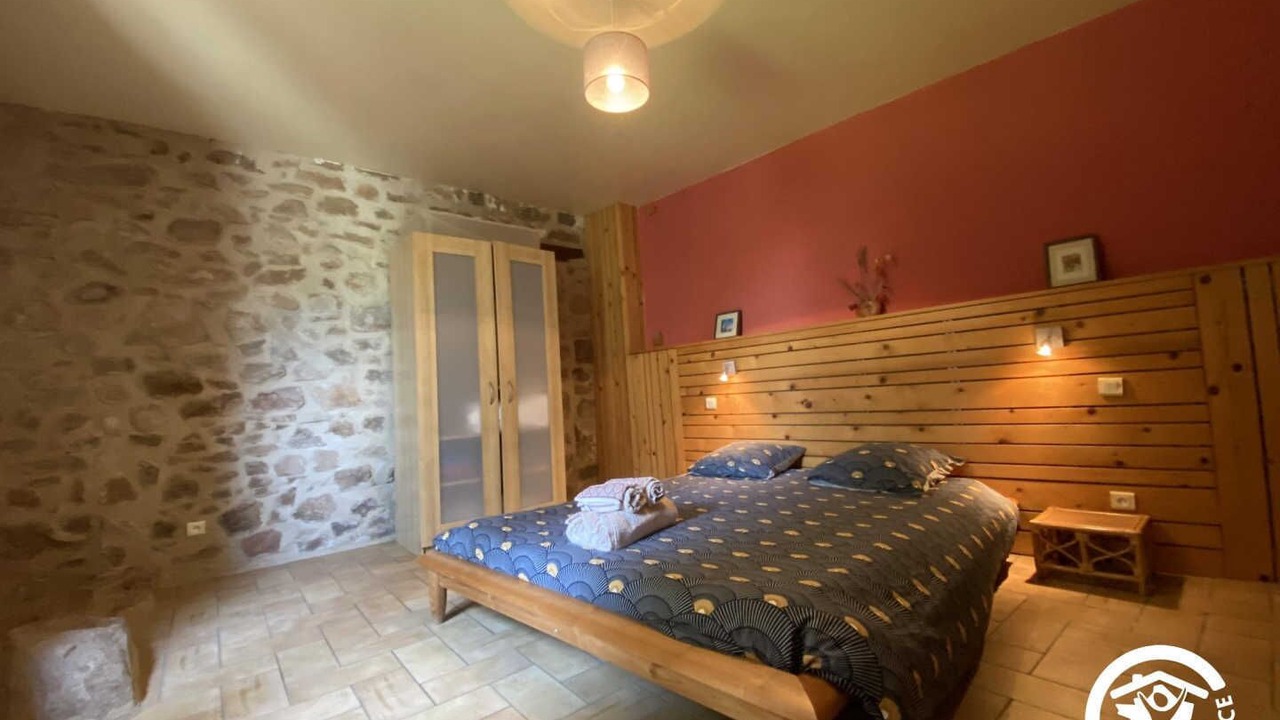 Photo of Bedroom in Saint-Laurent-de-Cerdans