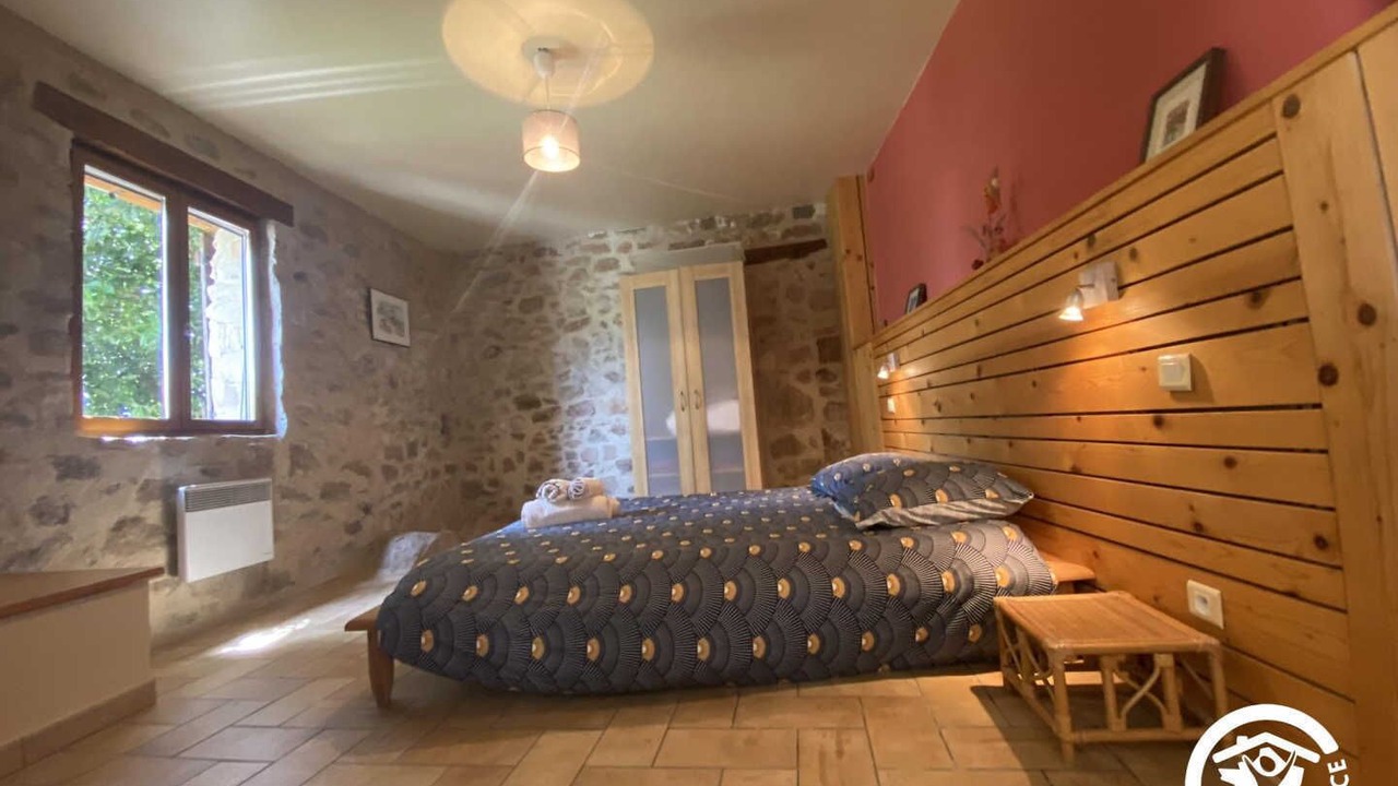 Photo of Bedroom in Saint-Laurent-de-Cerdans