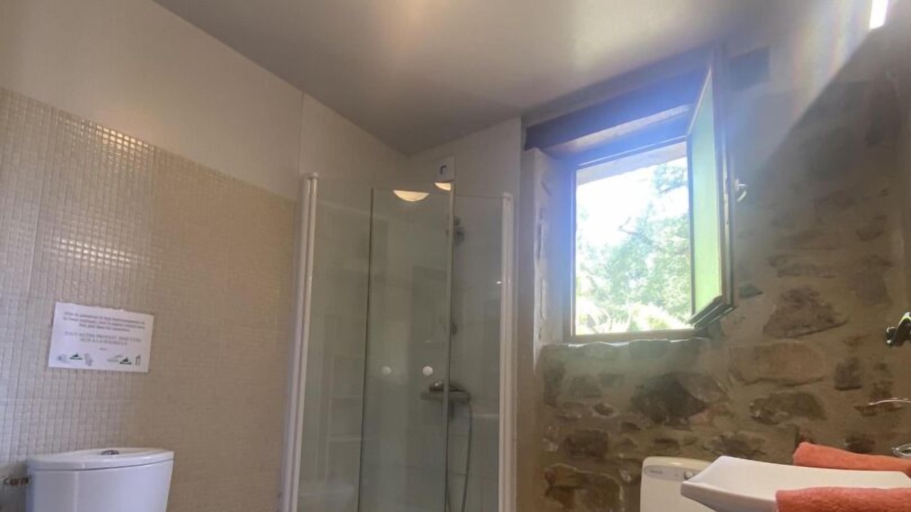 Photo of Bathroom in Saint-Laurent-de-Cerdans