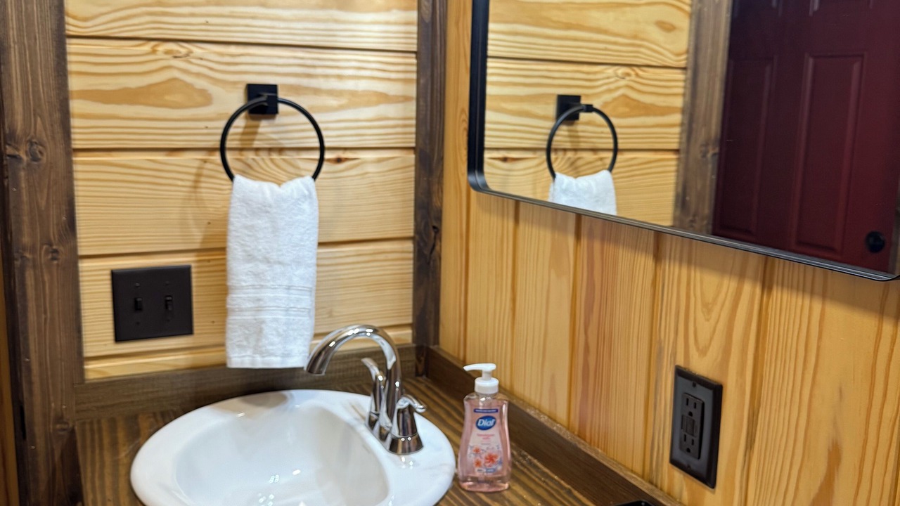 Photo of Bathroom in Clinton