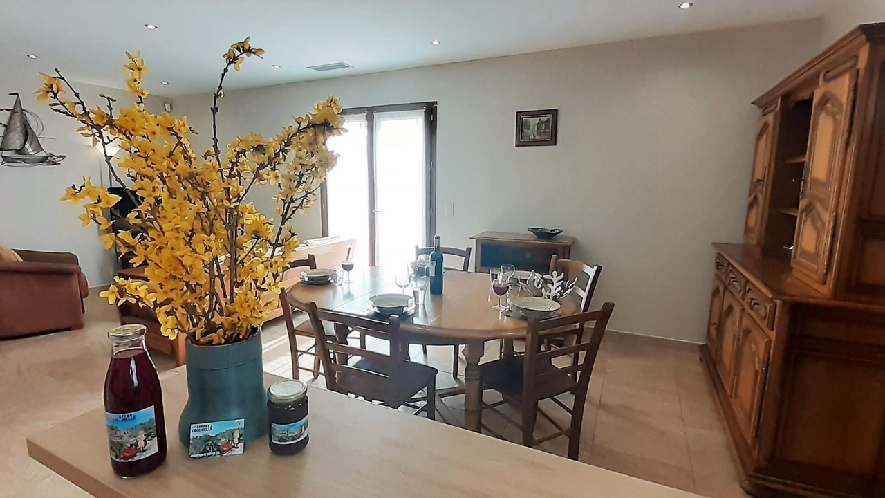 Photo of Others in Thuir