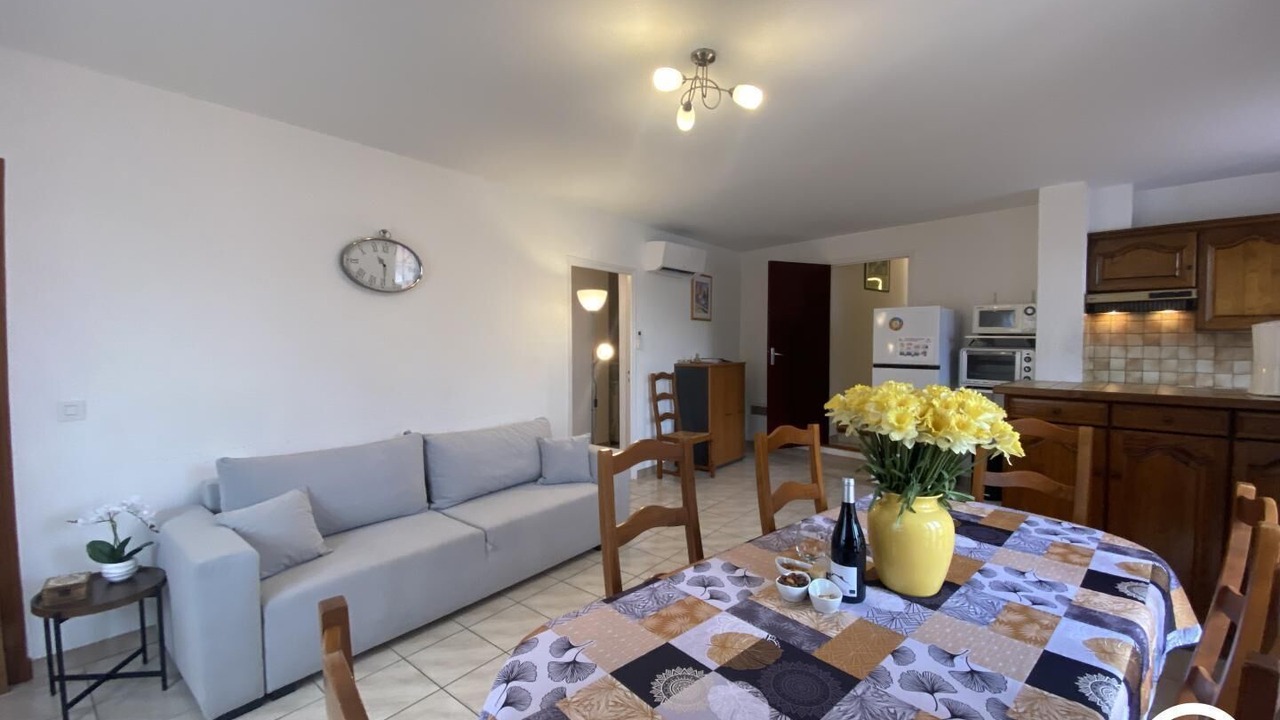 Photo of Livingroom in Saint-Martin-de-Fenouillet