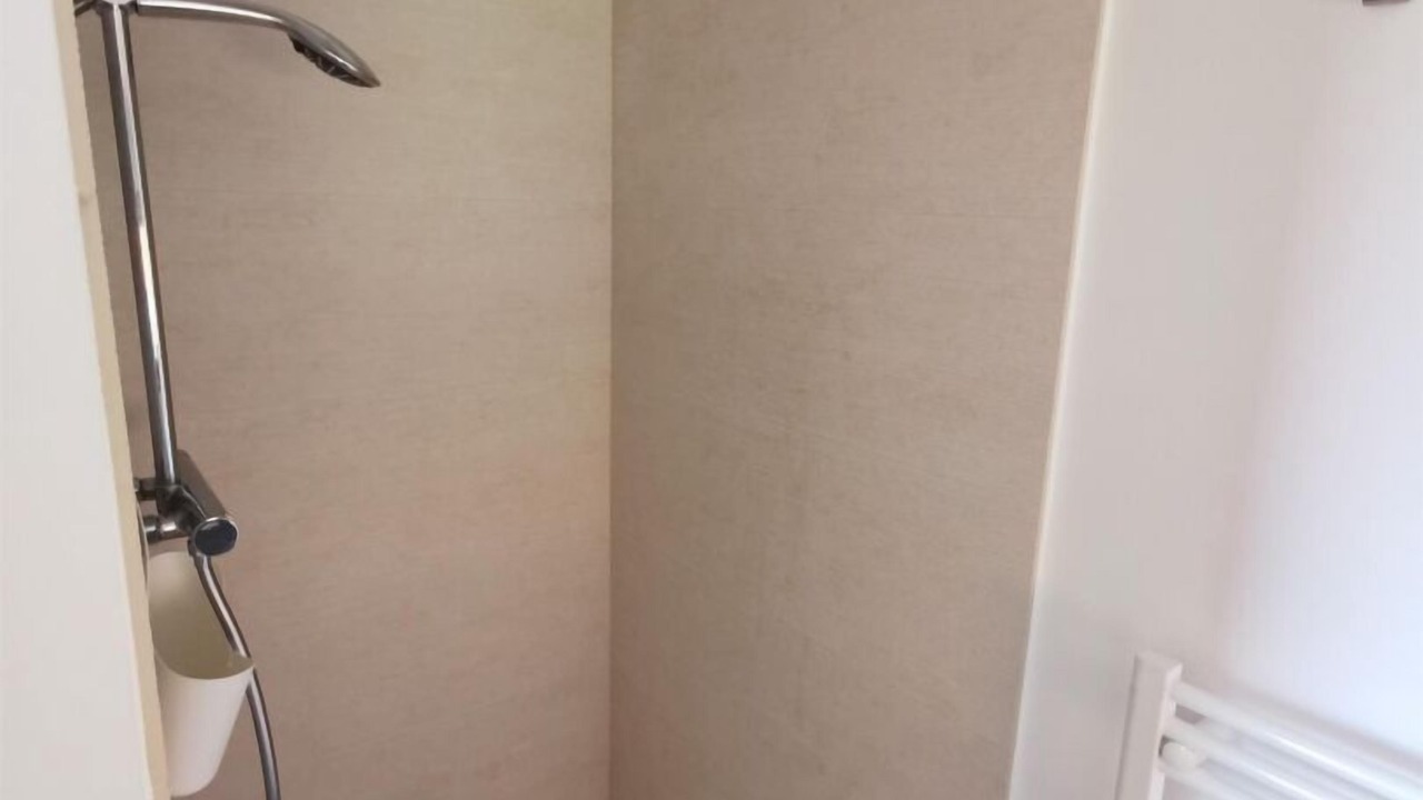 Photo of Bathroom in Thuir