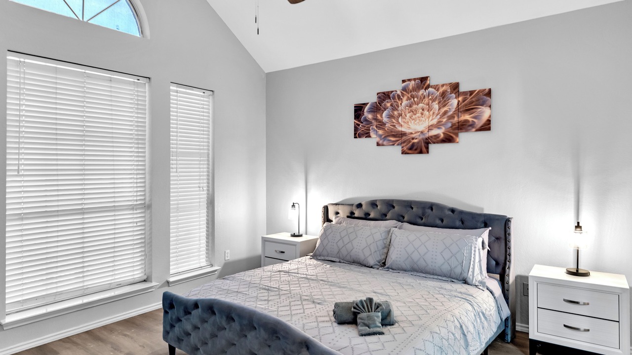 Photo of Bedroom in Lewisville