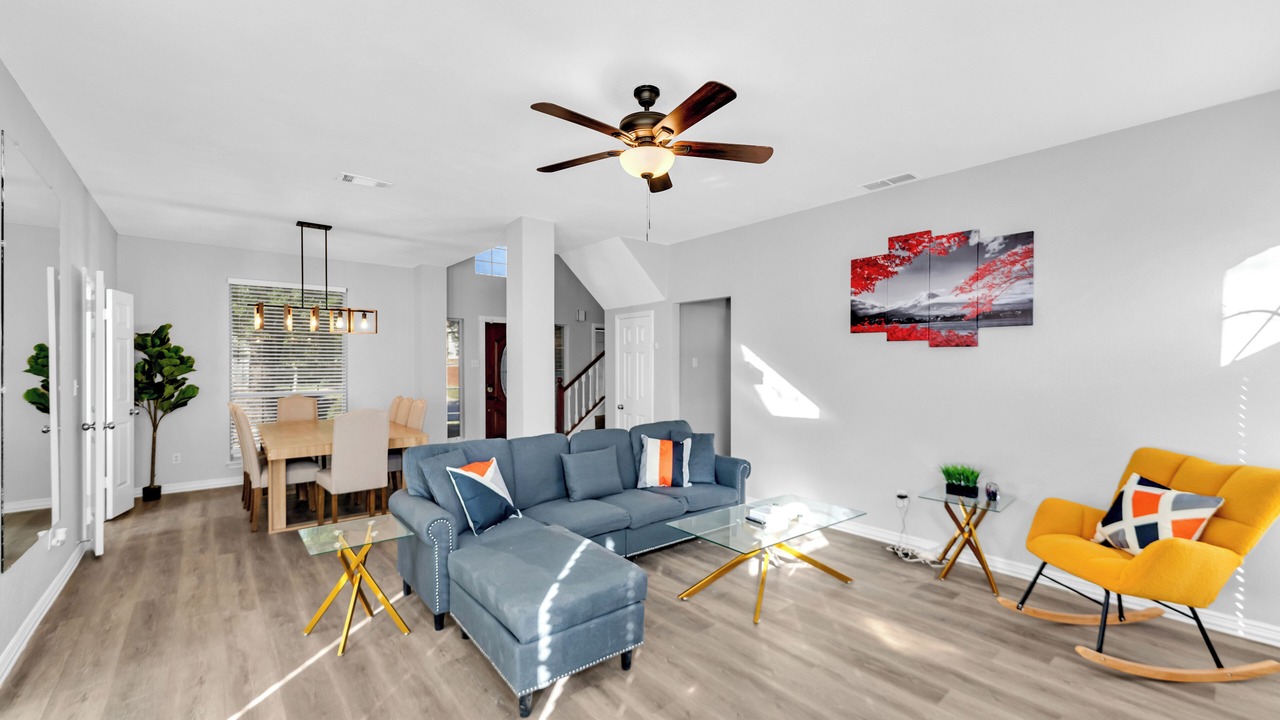 Photo of Livingroom in Lewisville