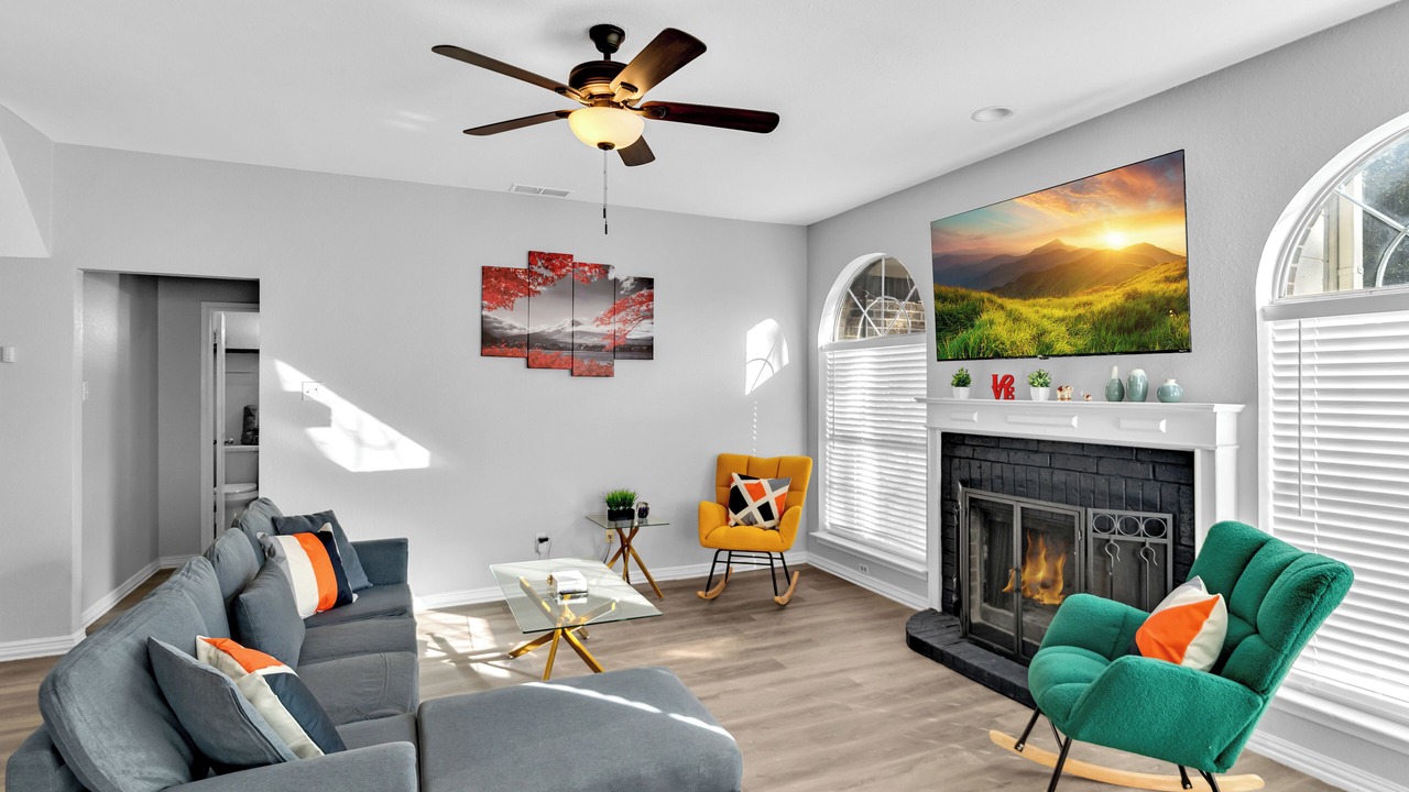 Photo of Livingroom in Lewisville