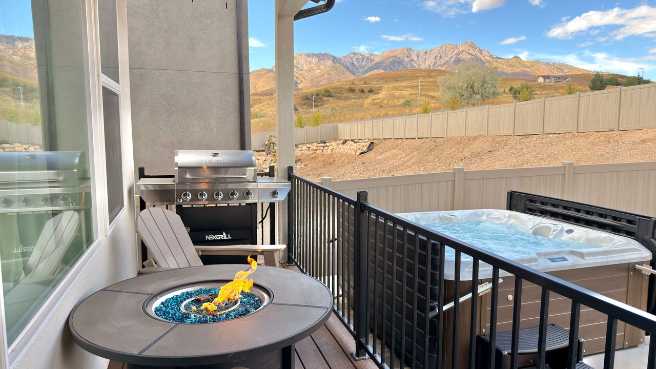Photo of Outdoor in Mountain Green