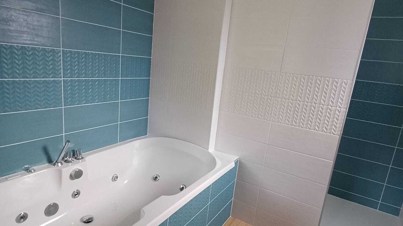 Photo of Bathroom in Le Lion-d'Angers