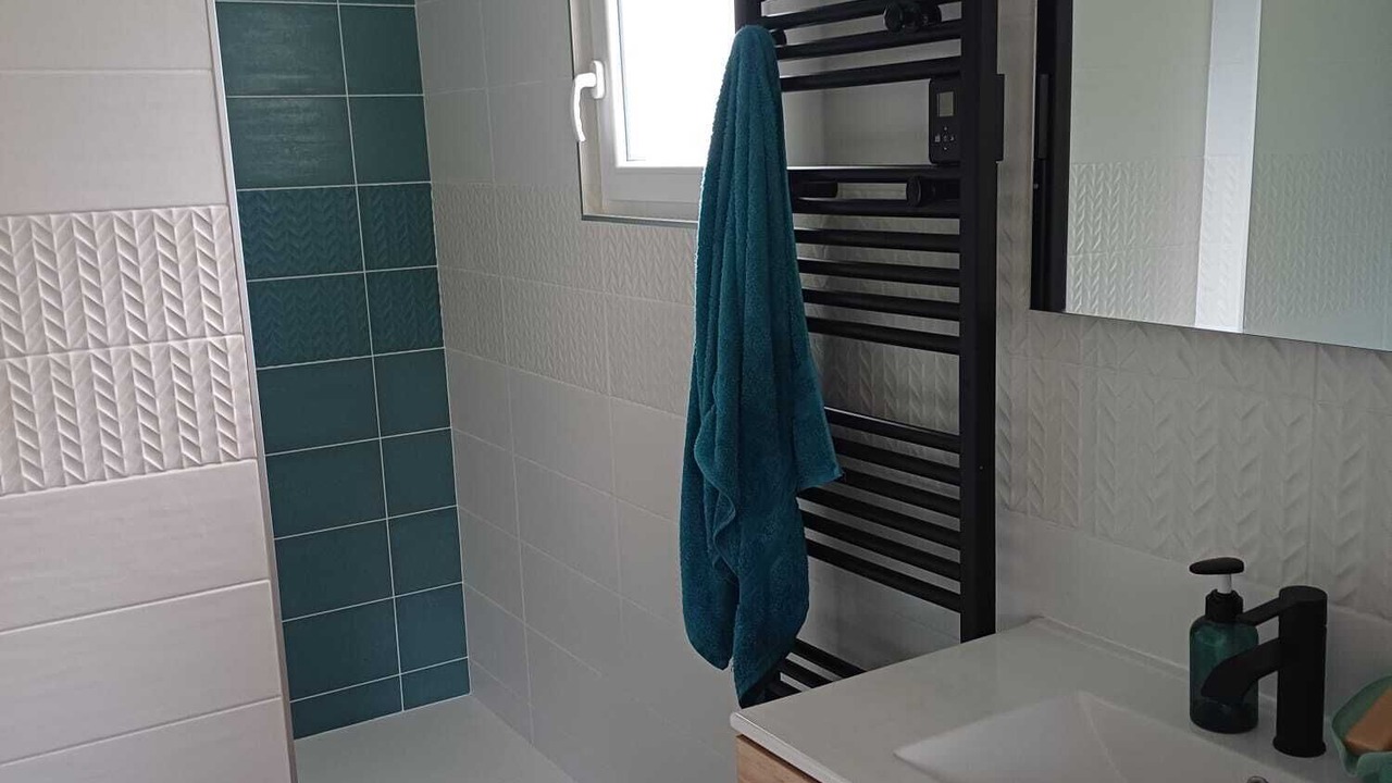 Photo of Bathroom in Le Lion-d'Angers