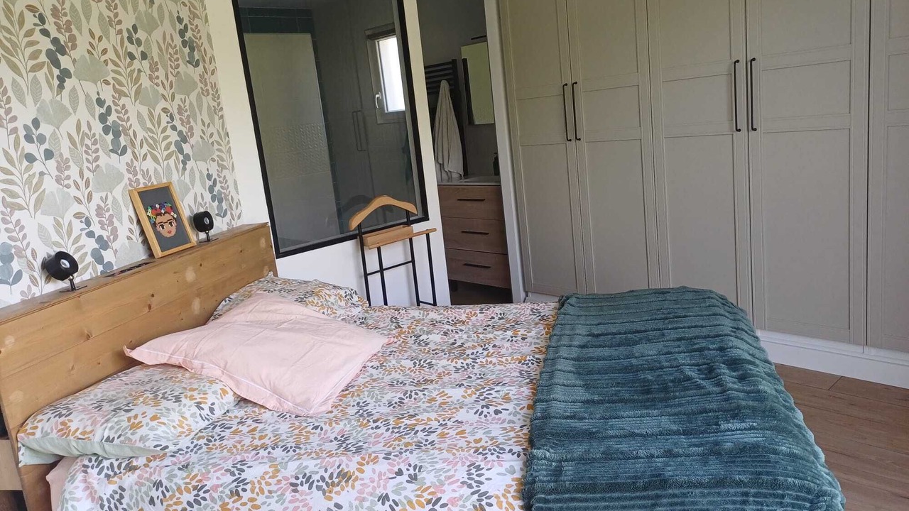 Photo of Bedroom in Le Lion-d'Angers