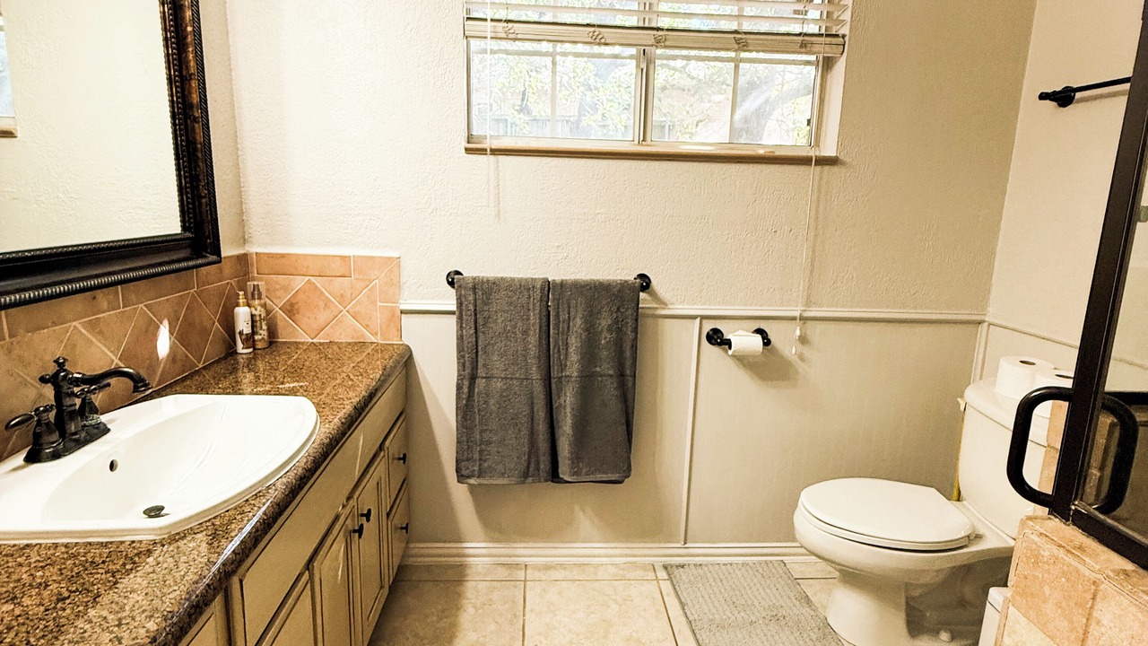 Photo of Bathroom in Highland Village