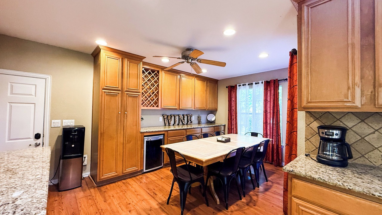 Photo of Kitchen in Highland Village
