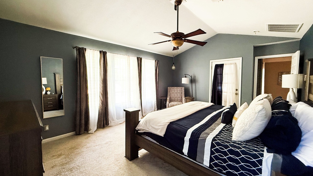 Photo of Bedroom in Highland Village