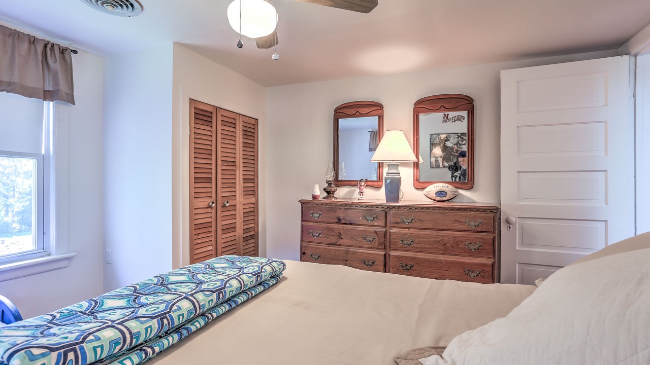 Photo of Bedroom in Narrowsburg