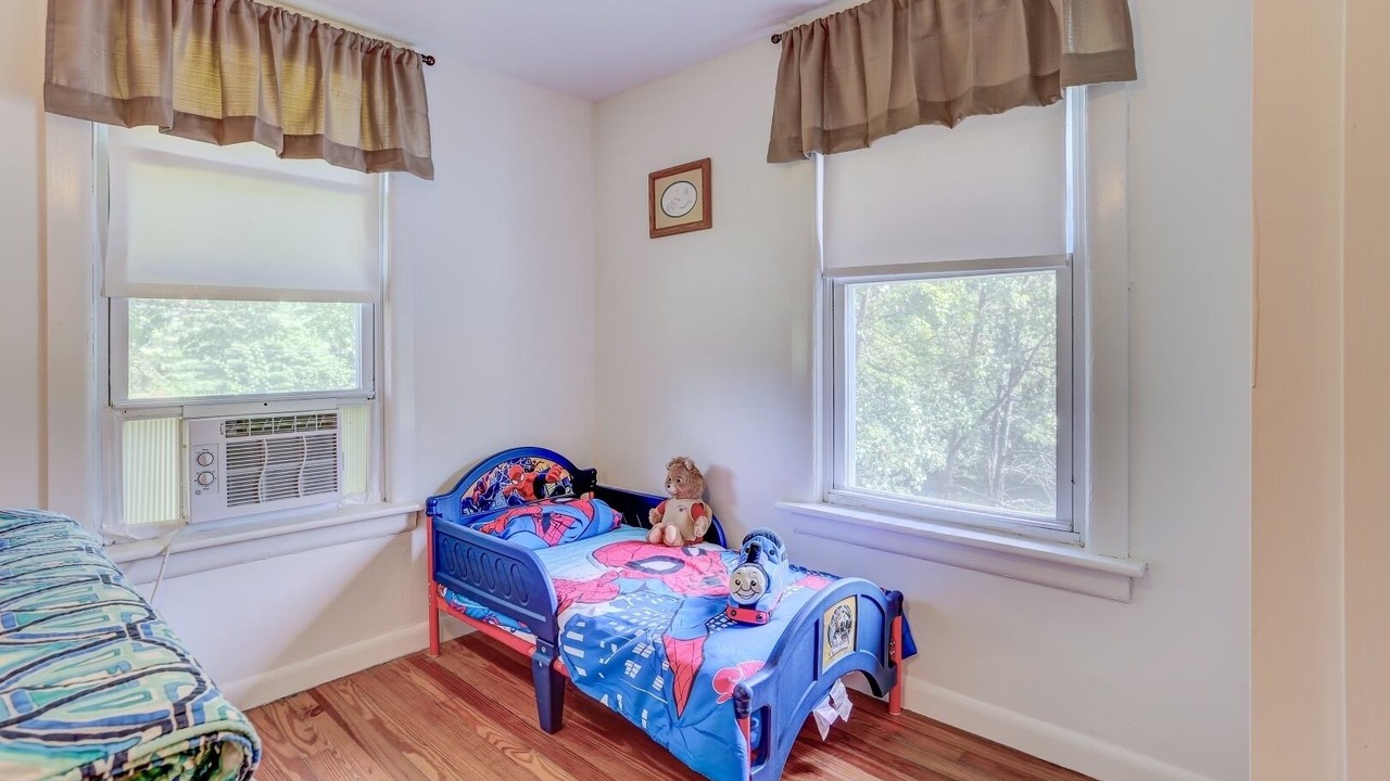 Photo of Bedroom in Narrowsburg