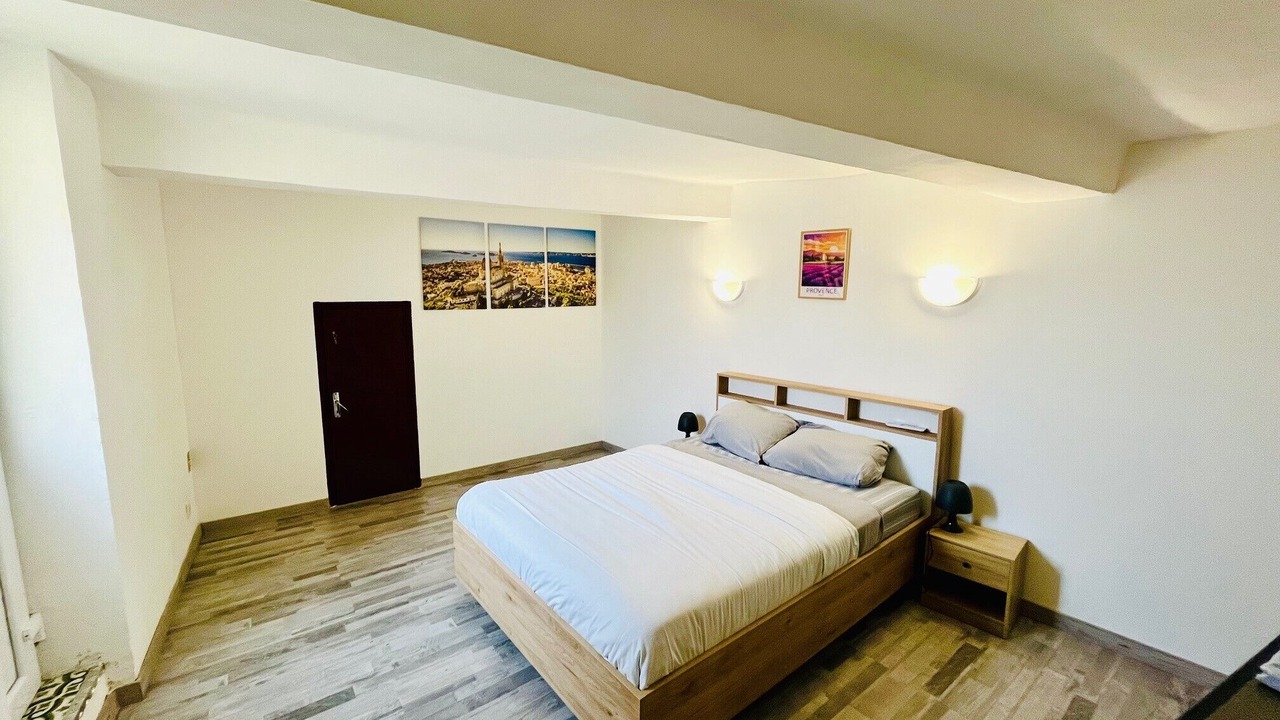 Photo of Bedroom in Les Mees