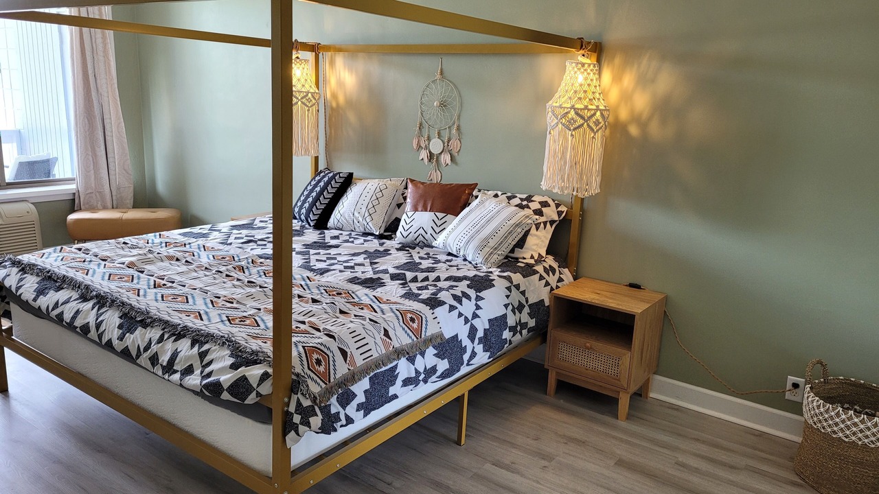 Photo of Bedroom in Panacea