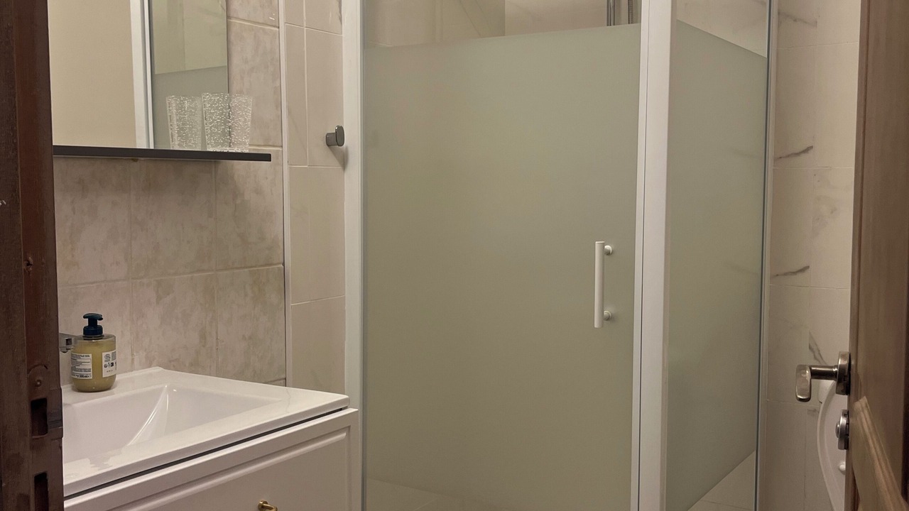 Photo of Bathroom in Cholet