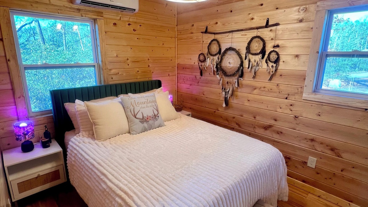 Photo of Bedroom in Lake Lure