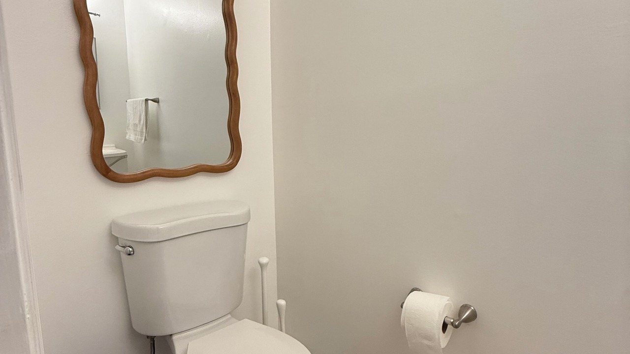 Photo of Bathroom in Alexandria West