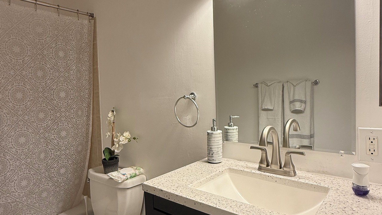 Photo of Bathroom in Alexandria West