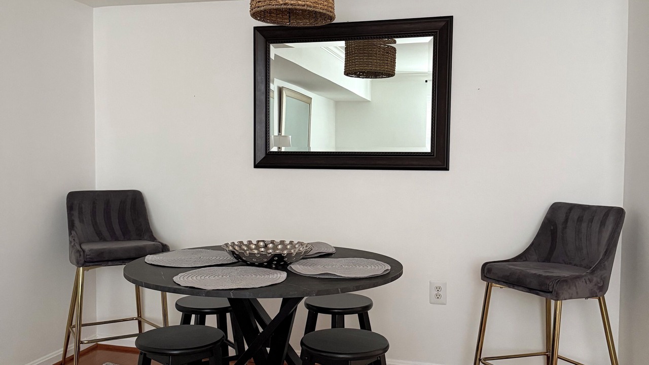 Photo of Others in Alexandria West