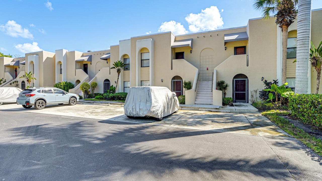 Photo of Outdoor in Central Naples