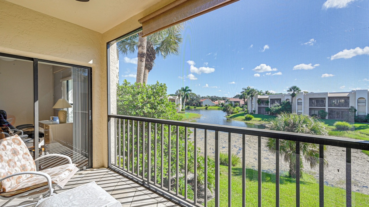 Photo of Patio Balcony in Central Naples