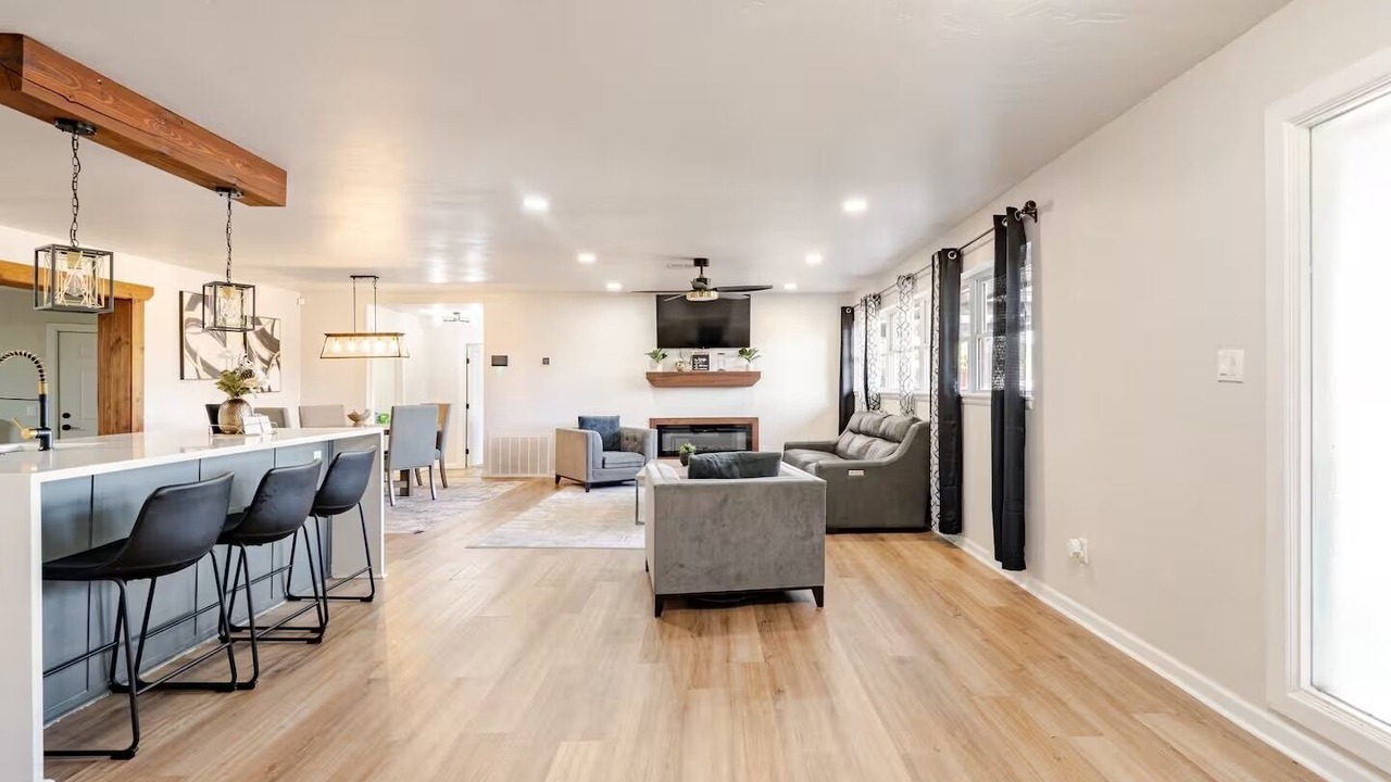 Photo of Livingroom in Central Oklahoma City