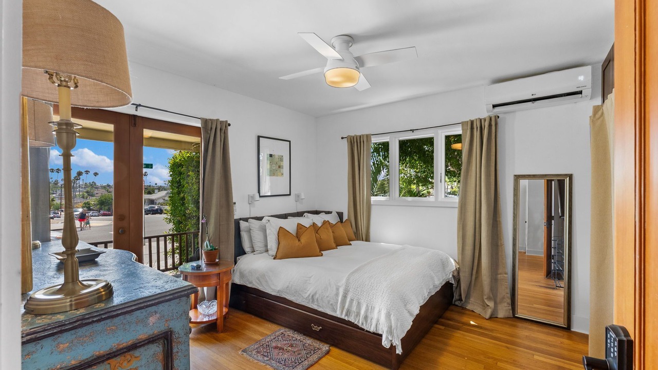 Photo of Bedroom in University Heights