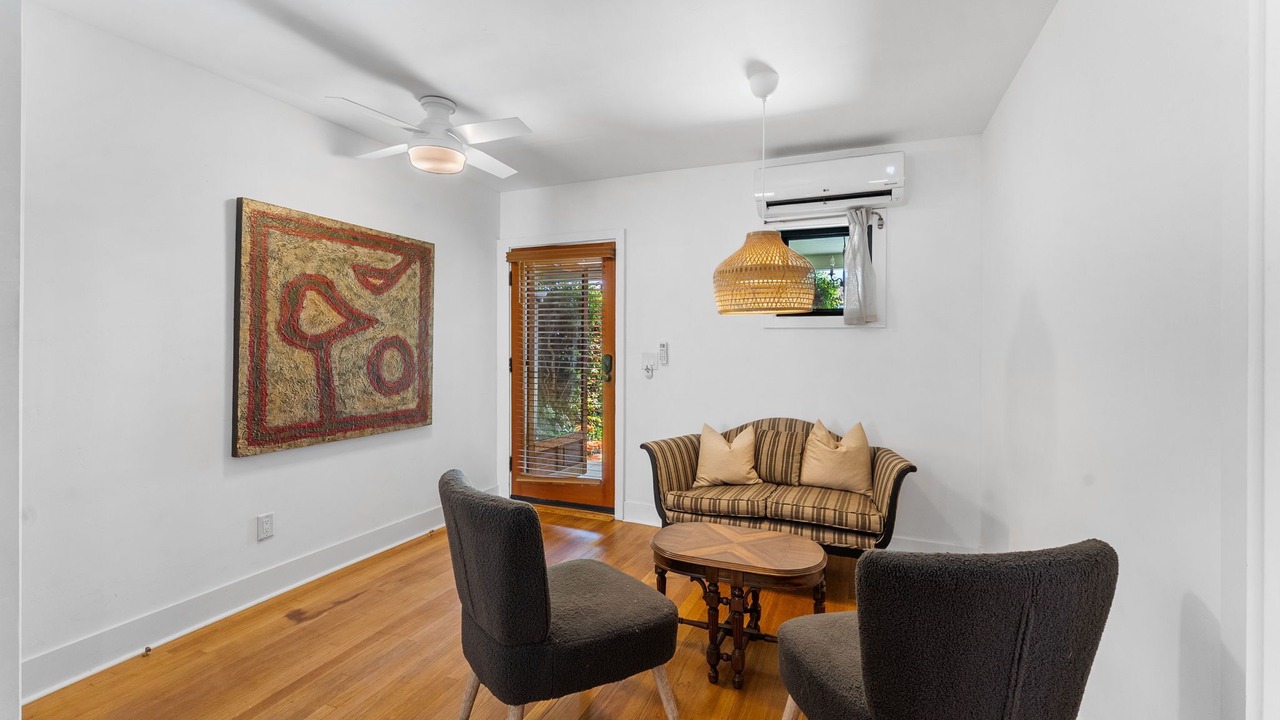 Photo of Livingroom in University Heights