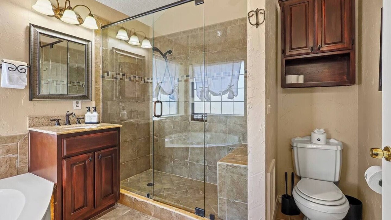 Photo of Bathroom in Frisco