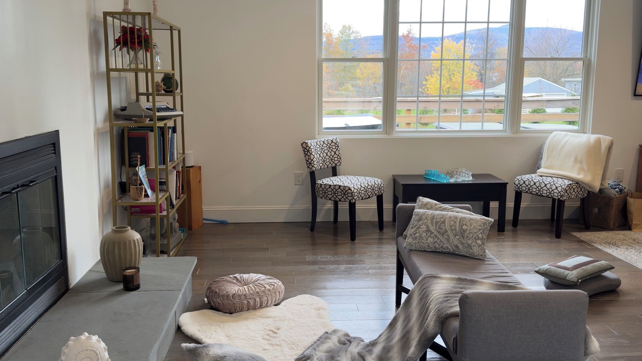 Photo of Livingroom in Saugerties