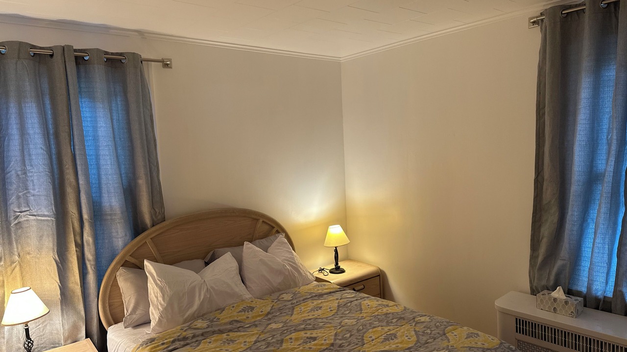 Photo of Bedroom in Albany