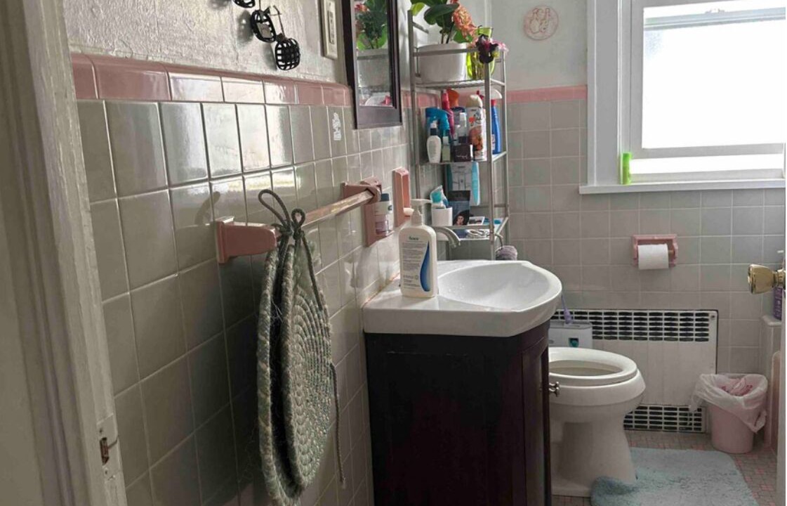 Photo of Bathroom in Albany
