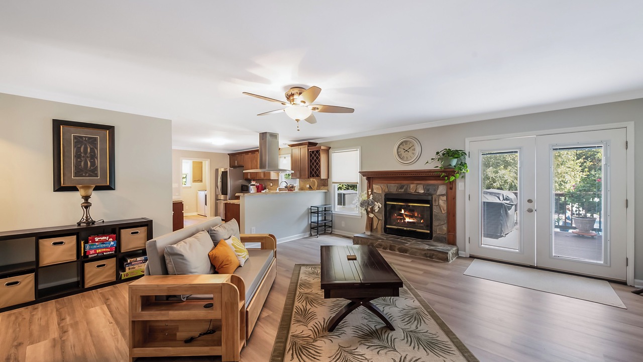 Photo of Livingroom in Northeast Raleigh