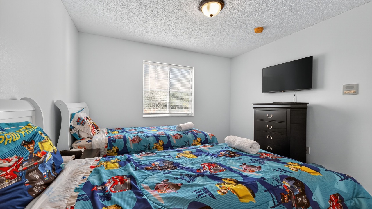 Photo of Bedroom in Crescent Lakes