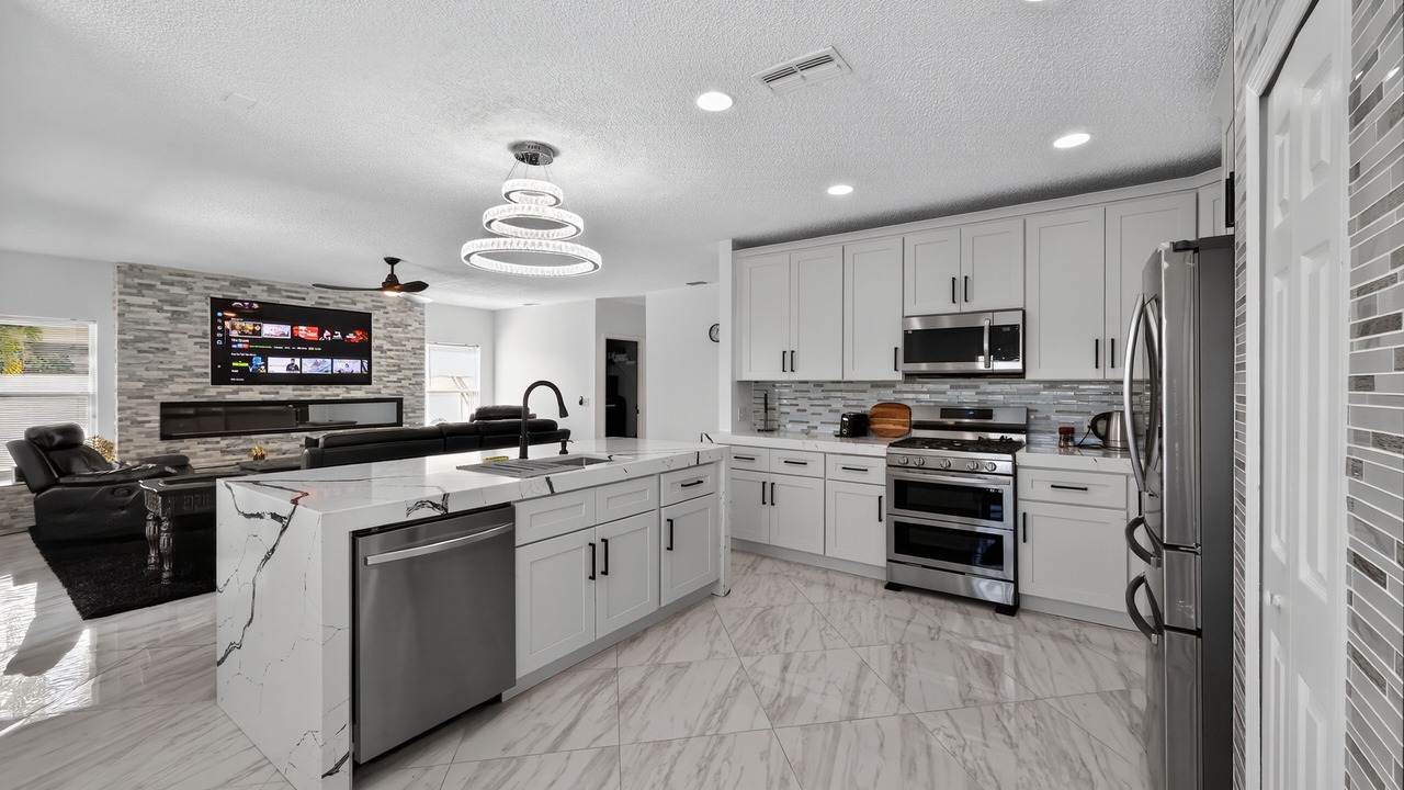 Photo of Kitchen in Crescent Lakes