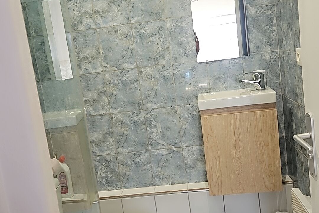 Photo of Bathroom in Charleville-Mezieres