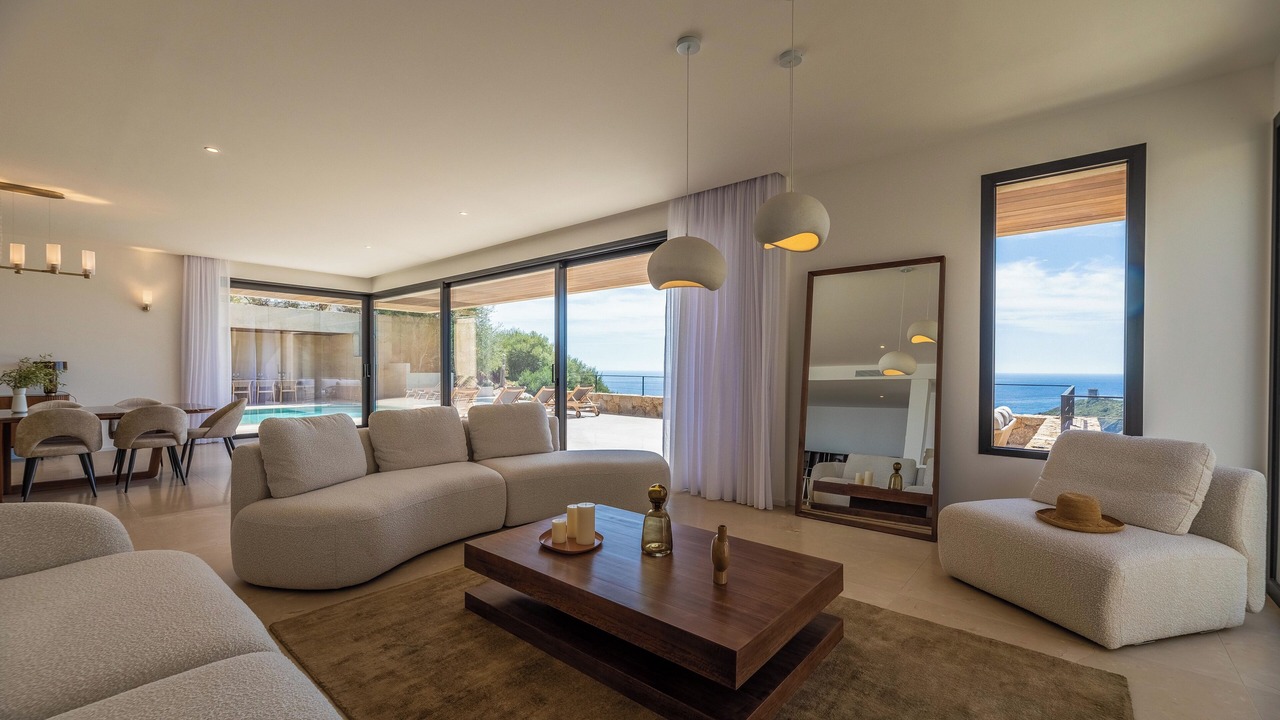 Photo of Livingroom in Pinarellu