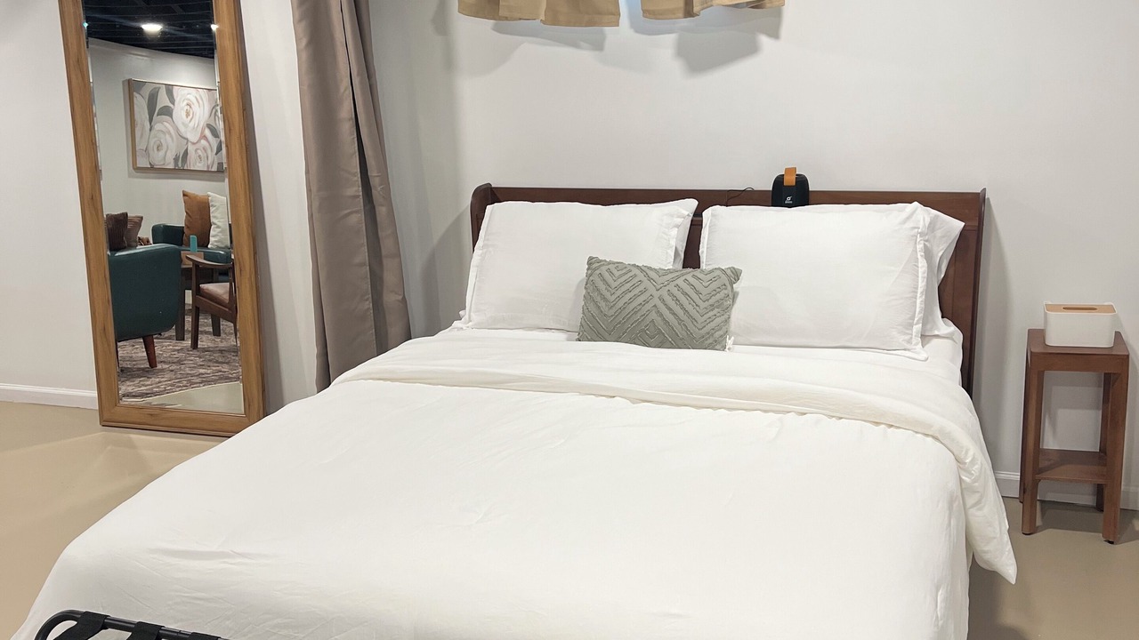 Photo of Bedroom in Northlake