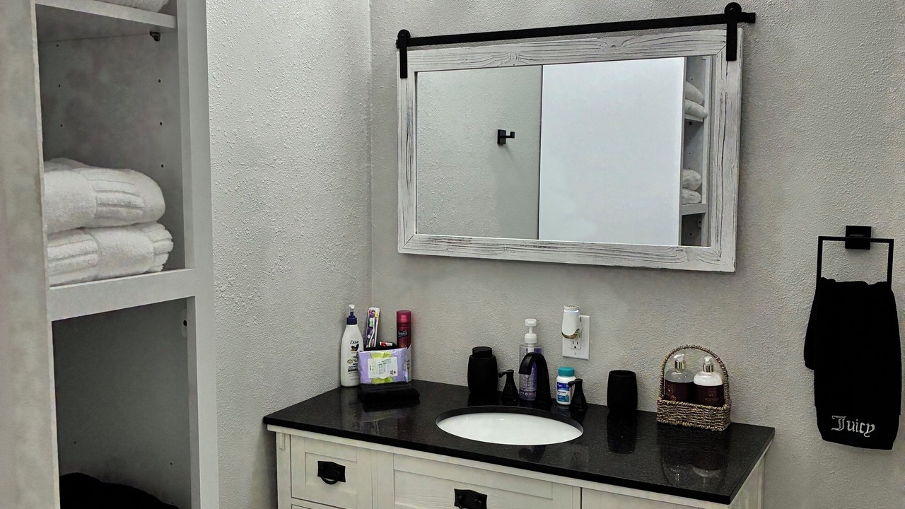 Photo of Bathroom in La Grange
